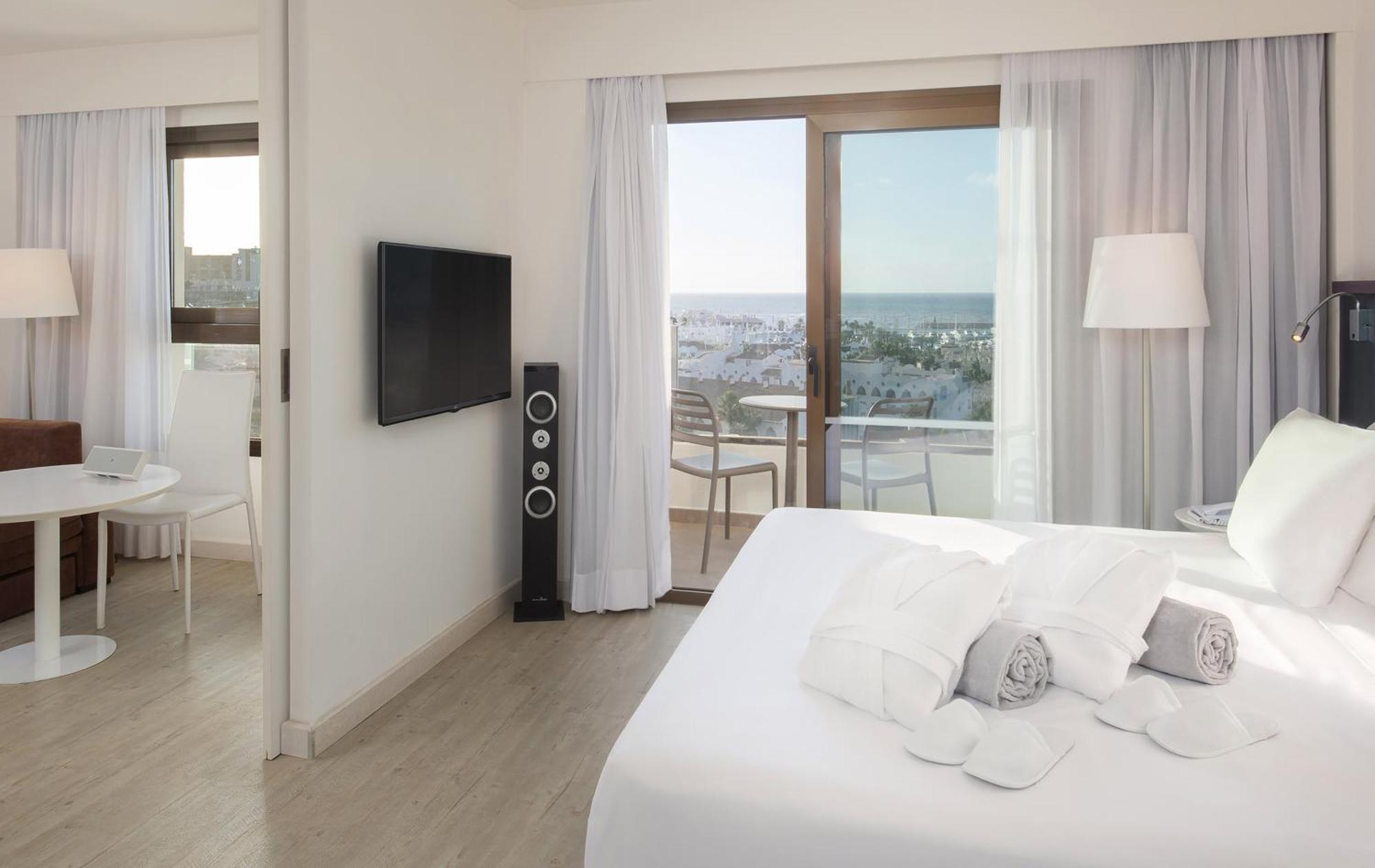 Hotel Ocean House Costa Del Sol, Affiliated By Melia Torremolinos Exterior photo
