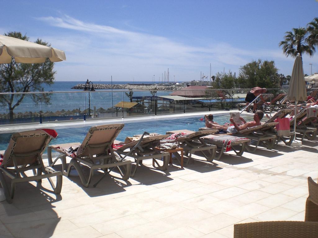 Hotel Ocean House Costa Del Sol, Affiliated By Melia Torremolinos Exterior photo